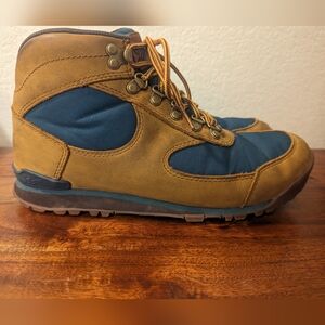 Danner Jag Distressed Brown Deep Teal Women's Leather Hiking Boot 8.5